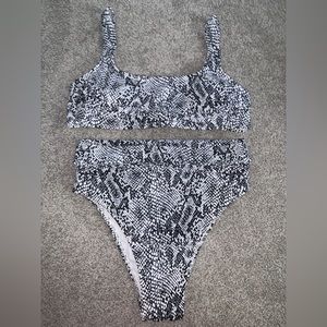Bikini (Snake Skin)
